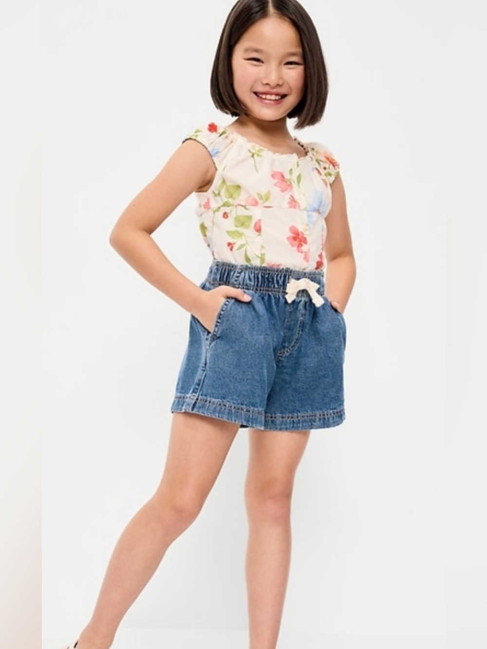 Old Navy Girls size 14/16 denim pull on shorts